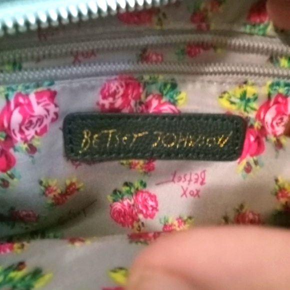 💙 NWOT Womens Betsey Johnson Two Toned Navy and Baby Blue Purse Date Lunch - Picture 4 of 4